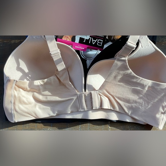 🌸BALI 2 Pc Bra Bundle Wireless Bras - Picture 5 of 12